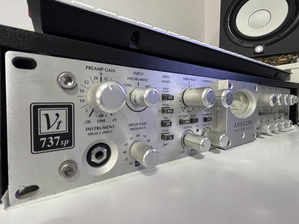 VENDO Avalon VT-737SP