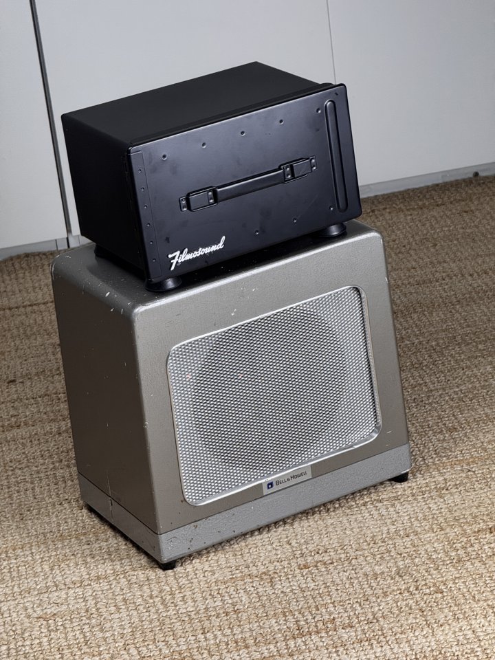 Mítico Filmosound 385 (EL84) modificado por Amptek