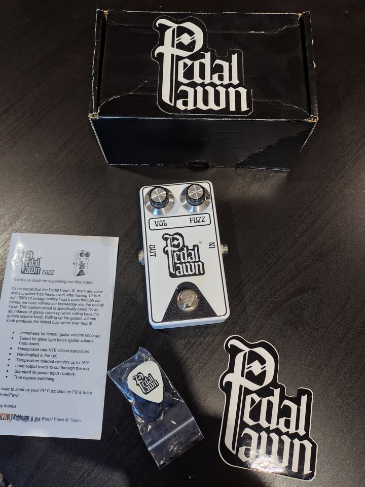 Pedal Pawn Fuzz de segunda mano · Foto 2 de 2 · Granada · 120 €