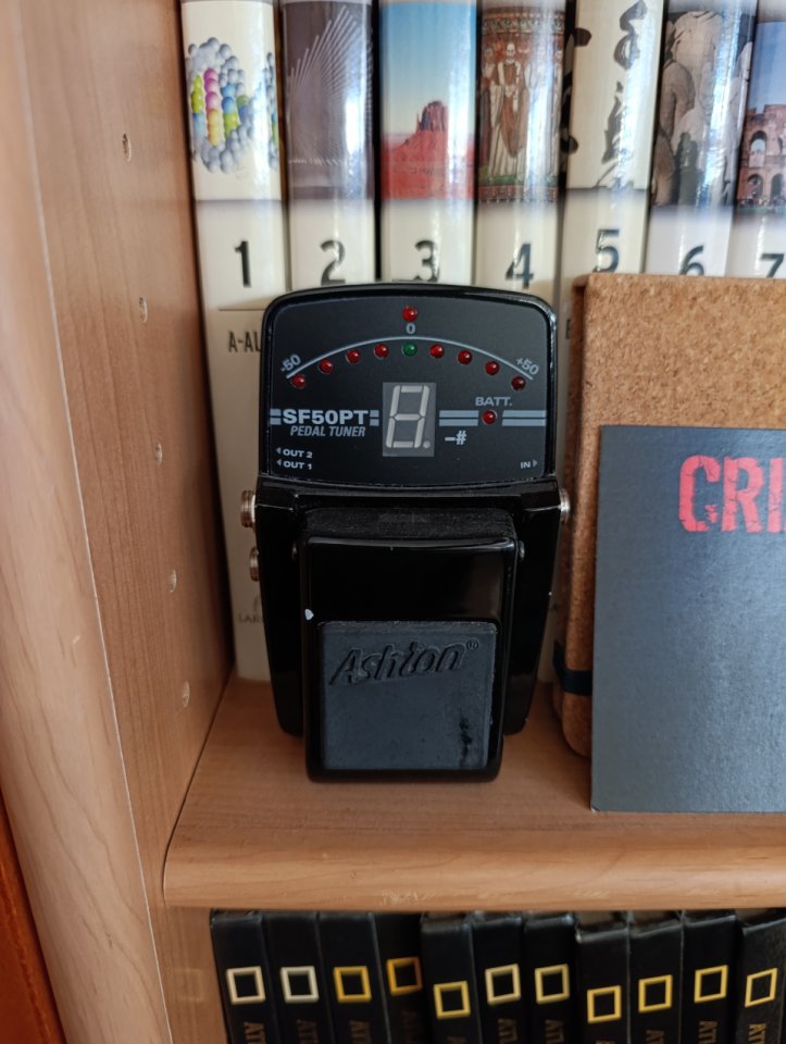 CAMBIO pack Amplificador Blackstar 40+Pastillas+pedales+Clavijero