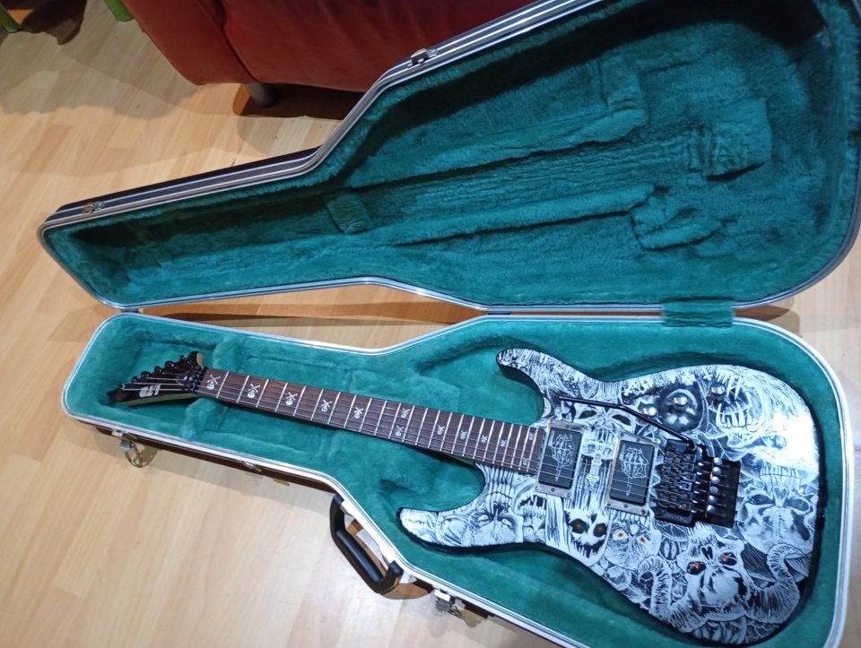 ESP LTD Kirk Hammett personalizada