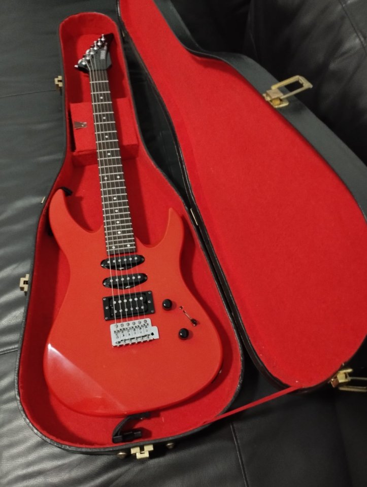 Guitarra Eléctrica Yamaha 112 de segunda mano · Foto 4 de 7 · Málaga · 150 €