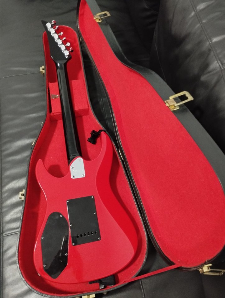 Guitarra Eléctrica Yamaha 112 de segunda mano · Foto 5 de 7 · Málaga · 150 €