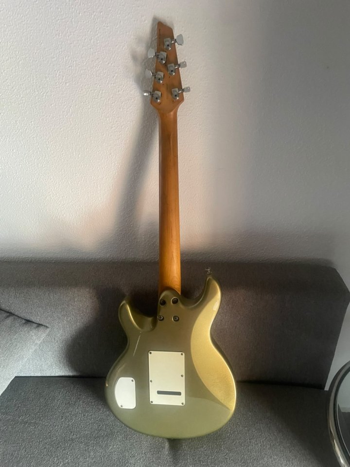 Starfield Altair American Custom (1992) – Made in USA / Submarca Ibanez Custom Shop de segunda mano · Foto 4 de 8 · Murcia · 1300 €
