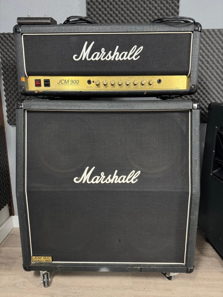 Marshall jcm 900 + cabina 4x12