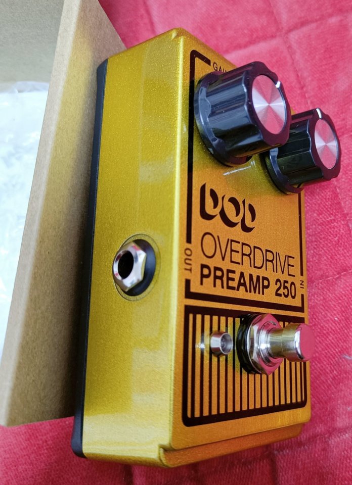 Pedal DOD overdrive preamp 250 dorado de segunda mano · Foto 5 de 8 · Zaragoza · 75 €
