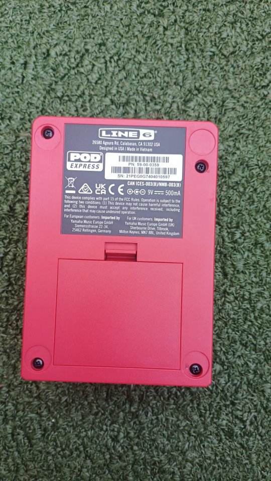 Line 6 Pod Express (Envio incluido) de segunda mano · Foto 4 de 8 · Ciudad Real · 95 €