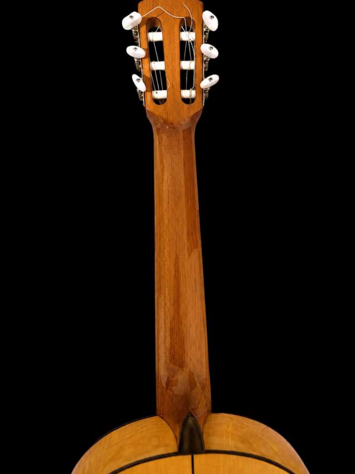 Guitarra flamenca de Arce, Antonio Bernal de segunda mano · Foto 7 de 10 · Sevilla · 650 €