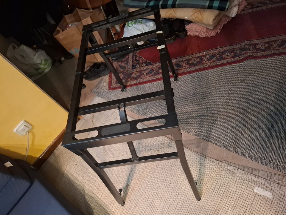 Soporte para PIANO-TECLADO