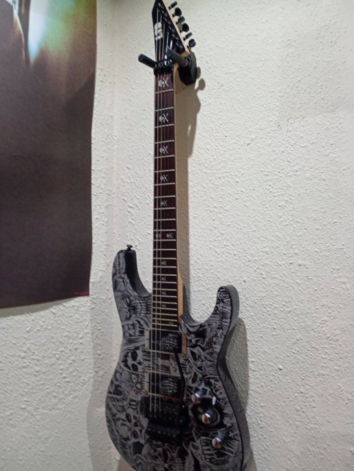 ESP LTD Kirk Hammett personalizada