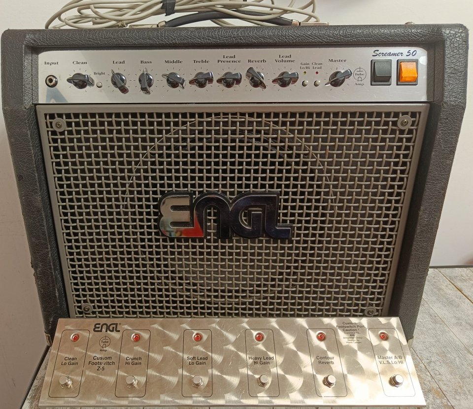 ENGL SCREAMER 50 COMBO + pedalera Z5 de segunda mano · Foto 1 de 10 · Zaragoza · 450 €