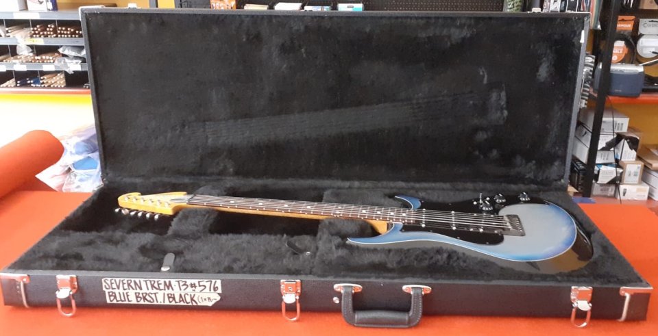 Knaggs Severn Trem T3 #576 Blue Brst/Black de segunda mano · Foto 1 de 10 · Girona · 3000 €