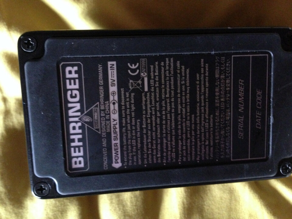 Behringer DC9 dynamic compressor