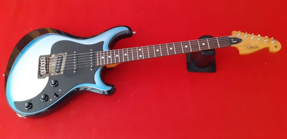 Knaggs Severn Trem T3 #576 Blue Brst/Black de segunda mano · Foto 2 de 10 · Girona · 3000 €