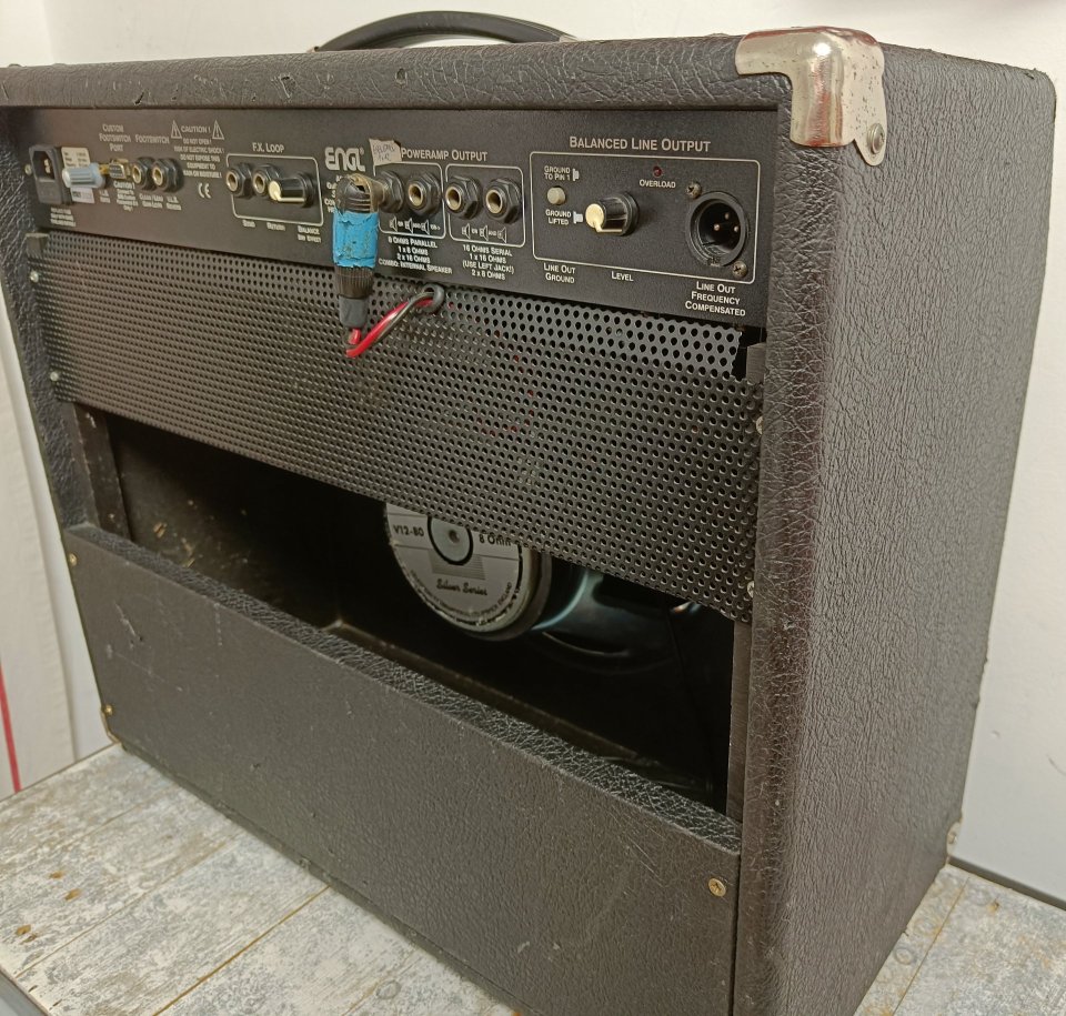 ENGL SCREAMER 50 COMBO + pedalera Z5 de segunda mano · Foto 3 de 10 · Zaragoza · 450 €