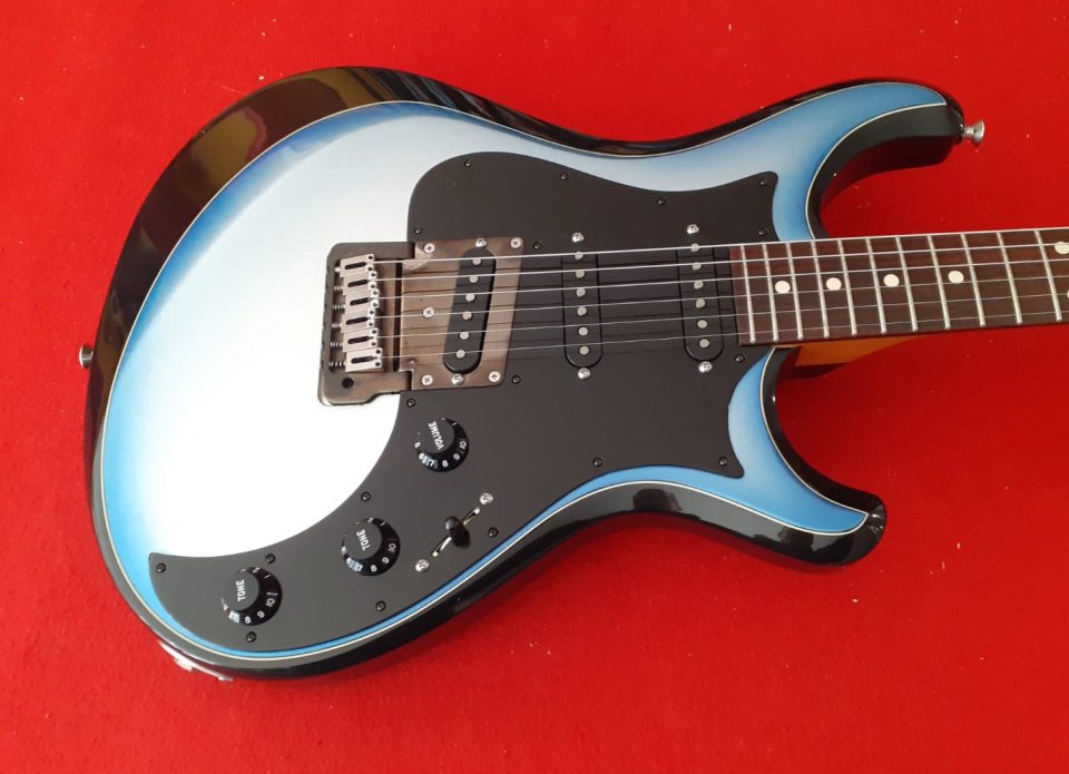 Knaggs Severn Trem T3 #576 Blue Brst/Black de segunda mano · Foto 3 de 10 · Girona · 3000 €