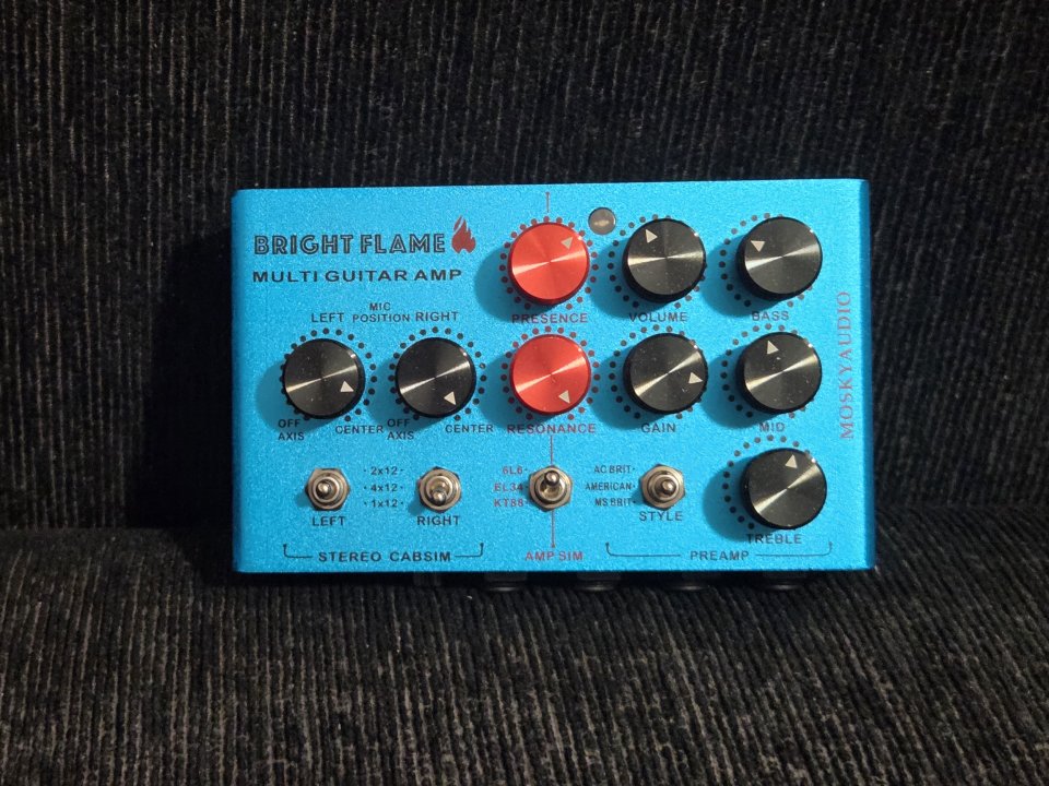 Mosky Audio Bright Flame Multi Guitar Amp de segunda mano · Foto 1 de 3 · Valencia · 40 €