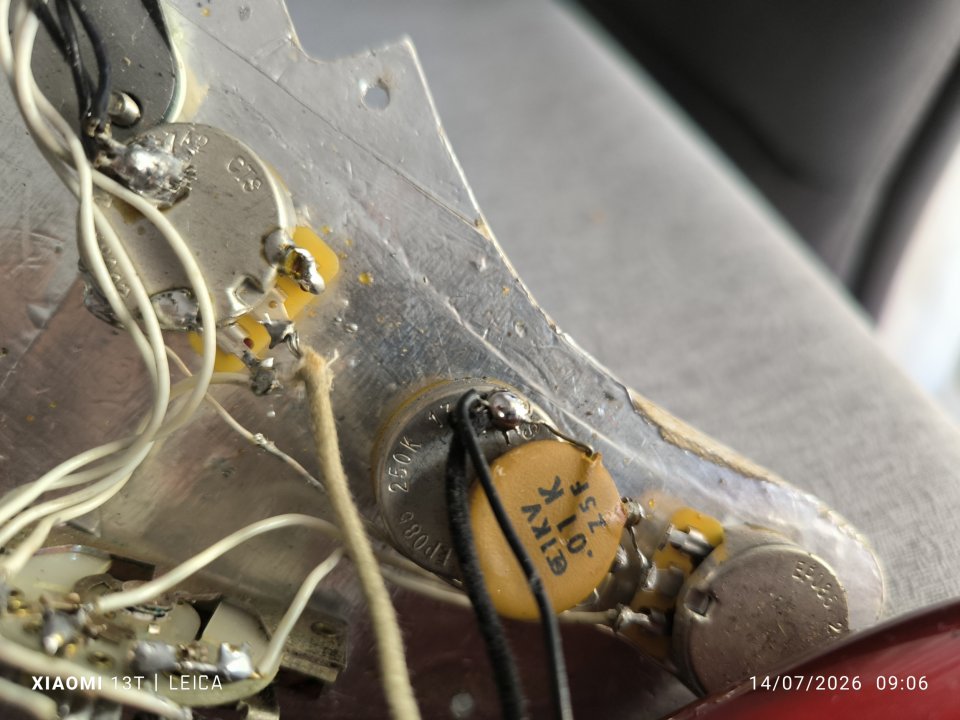 1974 Fender Stratocaster de segunda mano · Foto 8 de 10 · Valencia · 3250 €