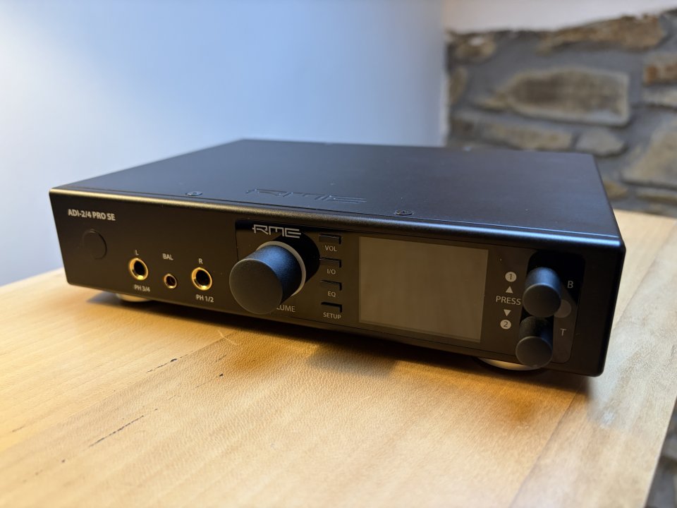 RME ADI 2/4 Pro Special Edition. Como nueva. de segunda mano · Foto 2 de 6 · Gipuzkoa · 1100 €