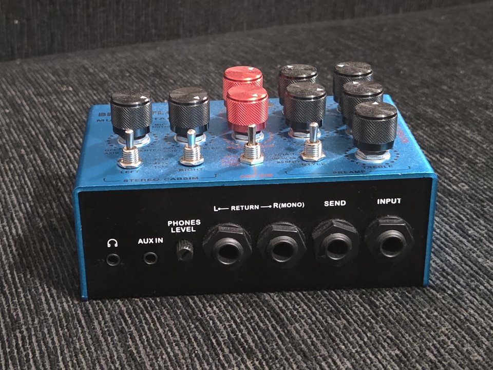 Mosky Audio Bright Flame Multi Guitar Amp de segunda mano · Foto 2 de 3 · Valencia · 40 €