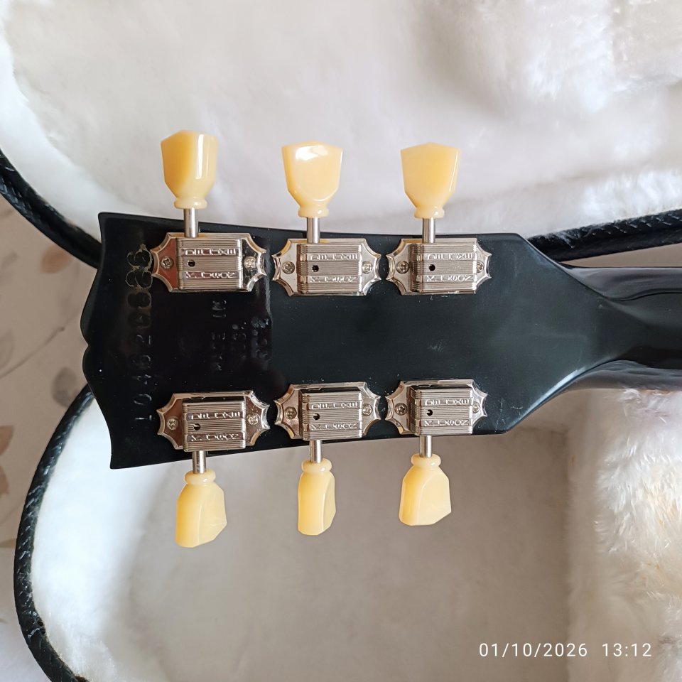 Gibson les Paul traditional 2012 black de segunda mano · Foto 5 de 5 · Madrid · 1800 €