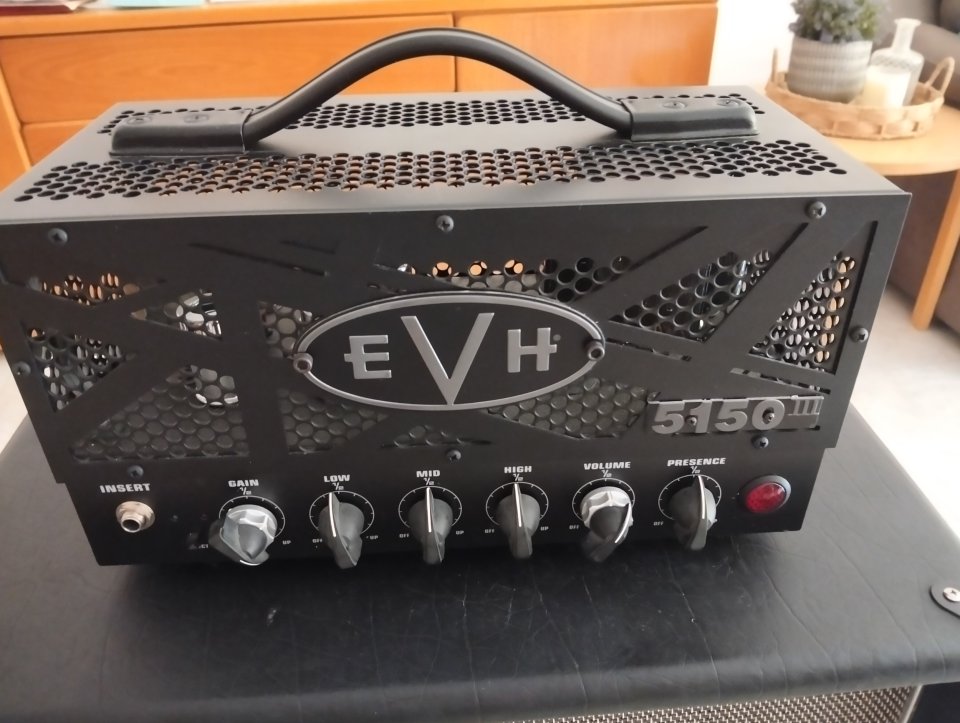 Cabezal EVH 5150 III LBX-S 15w (430€) de segunda mano · Foto 1 de 2 · Barcelona · 430 €