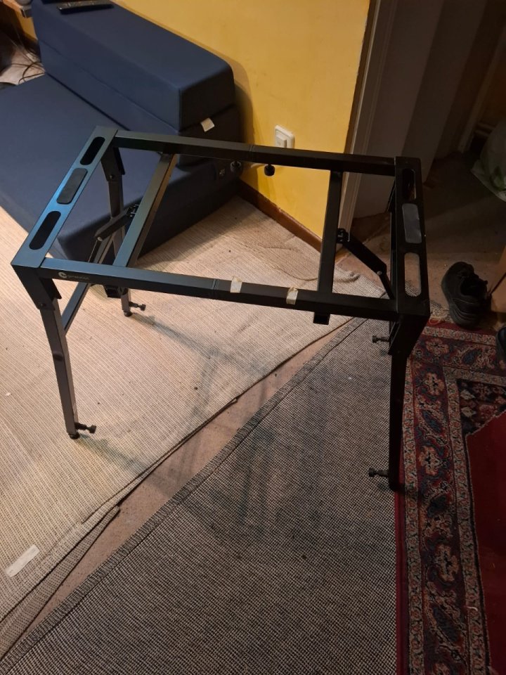 Soporte para PIANO-TECLADO