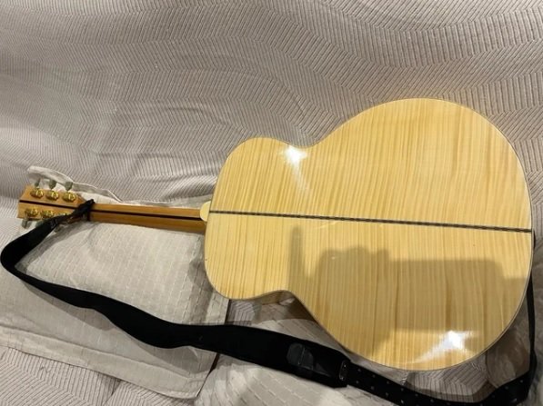 Cambio por Bajo-Guitarra Elvis Presley Réplica Gibson de segunda mano · Foto 5 de 7 · Cáceres