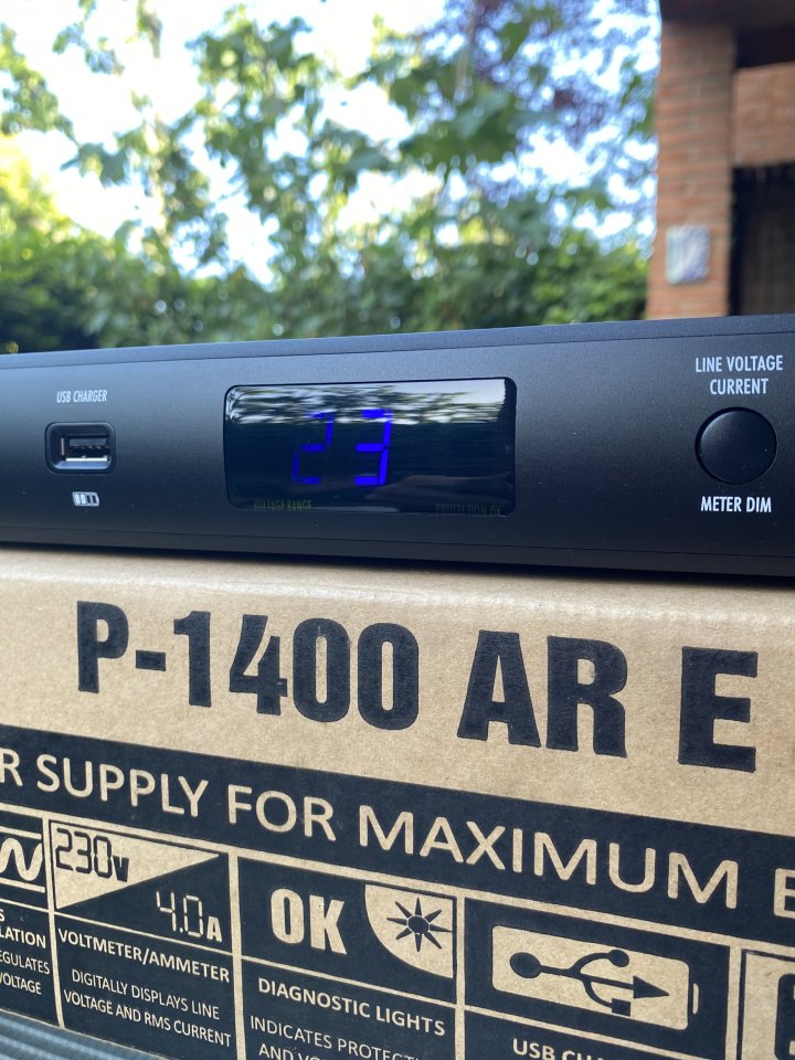 Furman P-1400 AR E de segunda mano · Foto 2 de 10 · Barcelona · 1150 €