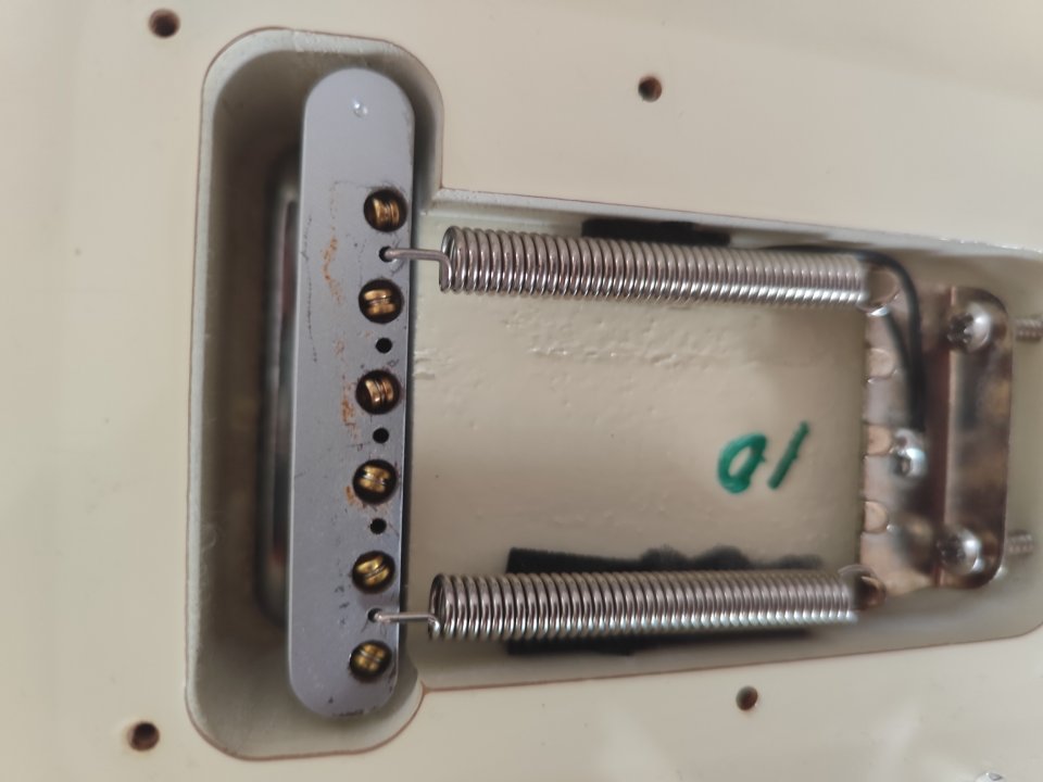 Fender Stratocaster American Standard Rosewood OW (2010) con MEJORAS TOP de segunda mano · Foto 6 de 8 · Murcia · 1250 €