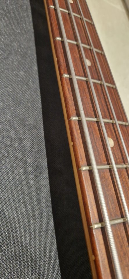 Fender Mustang Bass Vintera Light Relic