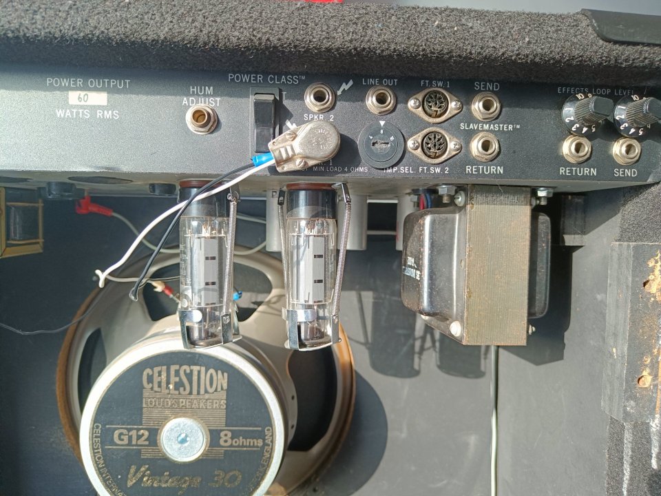 RIVERA M60 combo + footswitch de segunda mano · Foto 4 de 10 · Zaragoza · 750 €