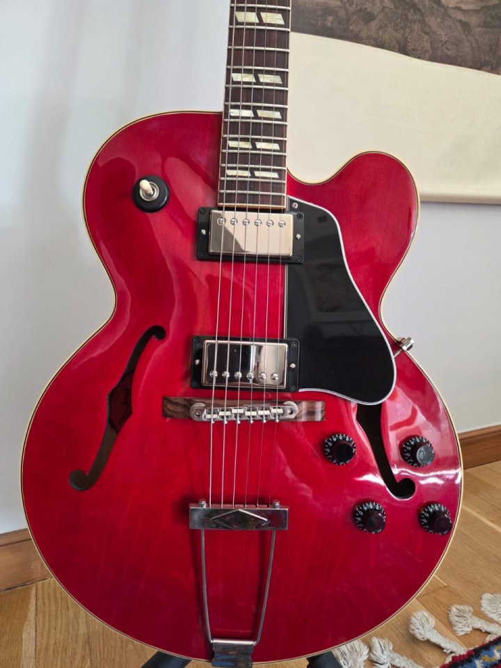 Gibson ES-275 Memphis Cherry Red