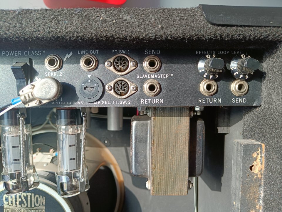 RIVERA M60 combo + footswitch de segunda mano · Foto 5 de 10 · Zaragoza · 750 €