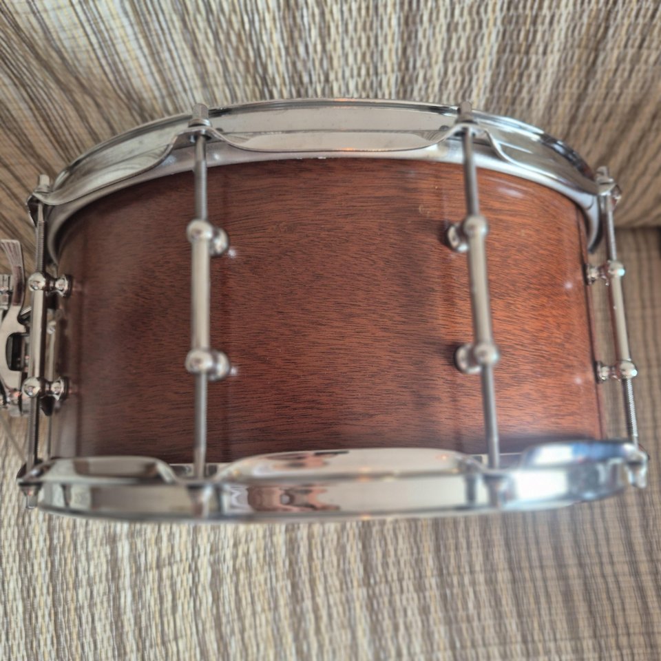 Caja LUDWIG LU6514MA Universal Series Mahogany 14"x6,5" de segunda mano · Foto 5 de 10 · Cantabria · 425 €