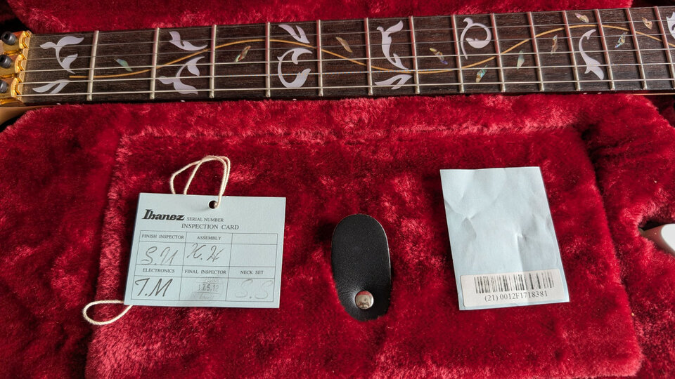 Ibanez JEM7V-WH Steve Vai Signature