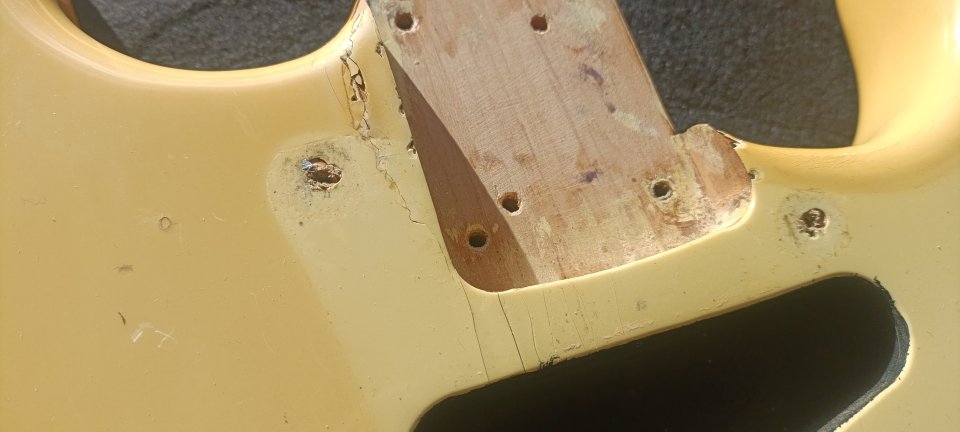 Cuerpo Fender USA AVRI 1988. Nitro relic. Hardware original