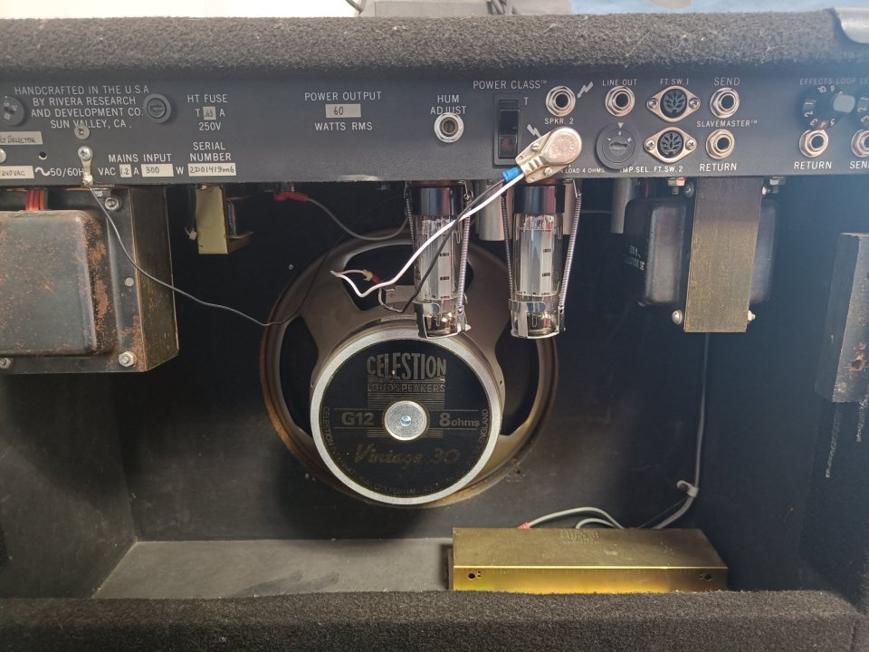 RIVERA M60 combo + footswitch de segunda mano · Foto 8 de 10 · Zaragoza · 750 €