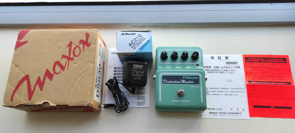 Lovepedal Amp Eleven y Maxon DS-830 square box