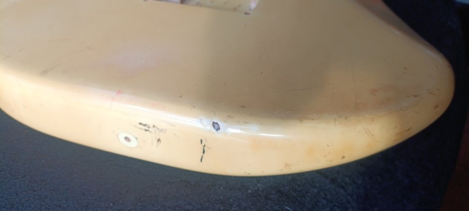 Cuerpo Fender USA AVRI 1988. Nitro relic. Hardware original