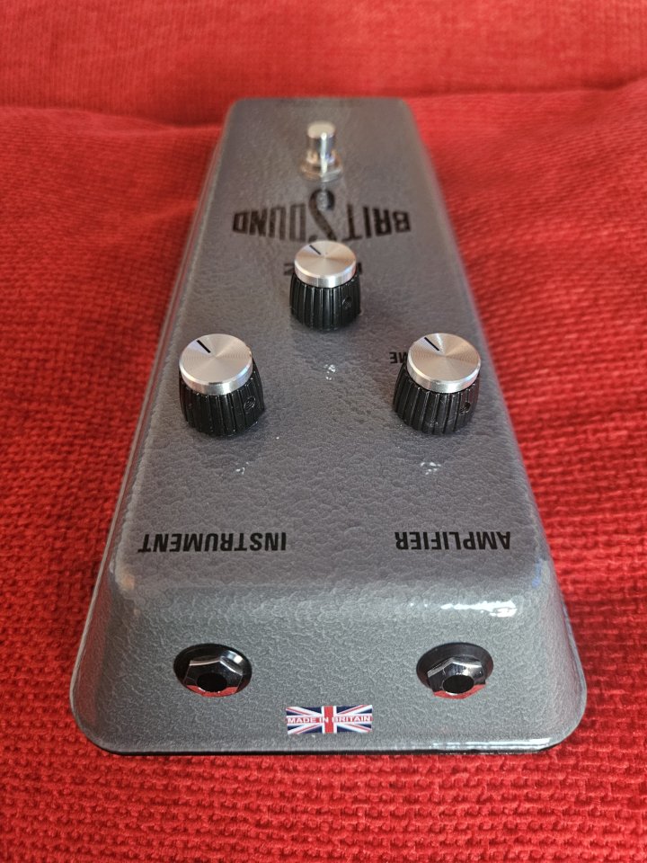 BPC Britsound Fuzz Tone Bender MKIII de segunda mano · Foto 4 de 10 · Alicante · 250 €