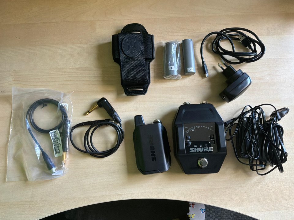 Inalambrico Shure GLX16+ con más complementos de segunda mano · Foto 1 de 4 · Madrid · 500 €