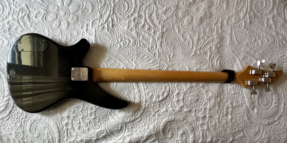 Bajo eléctrico Yamaha RBX170