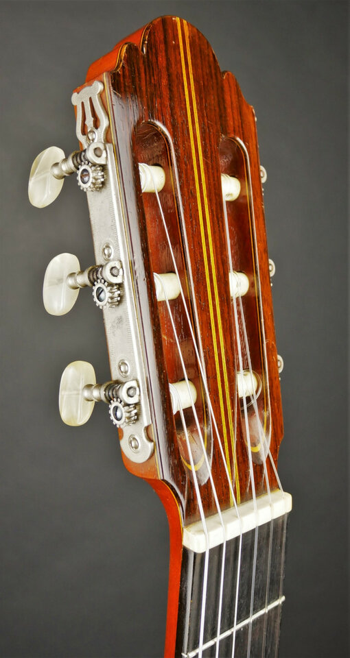 Masaru Kohno 1966 Modelo 5-- CAMBIO POR ACUSTICA OM de calidad