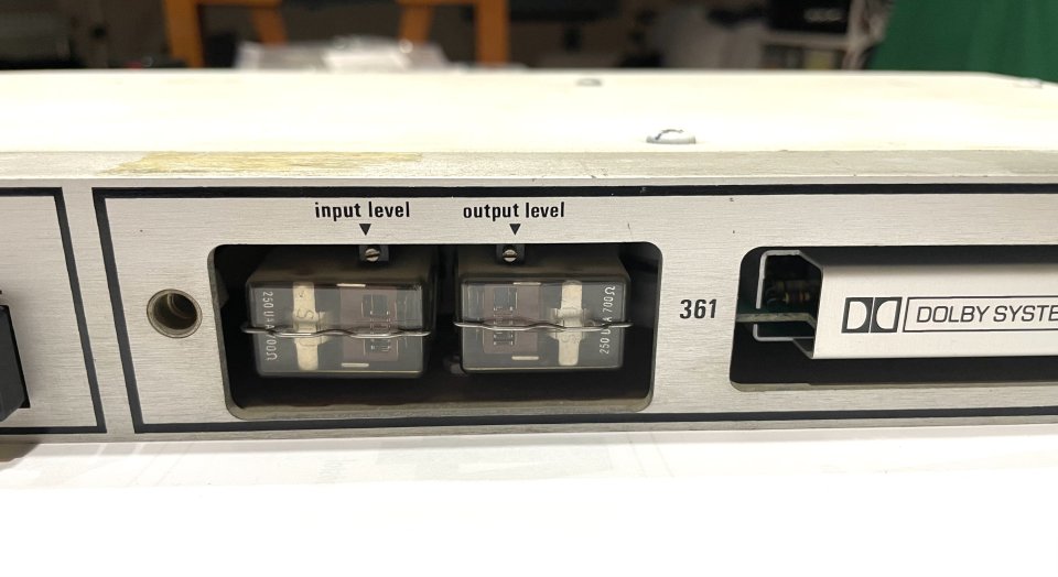 Dolby 361 Reductor de Ruido Analógico