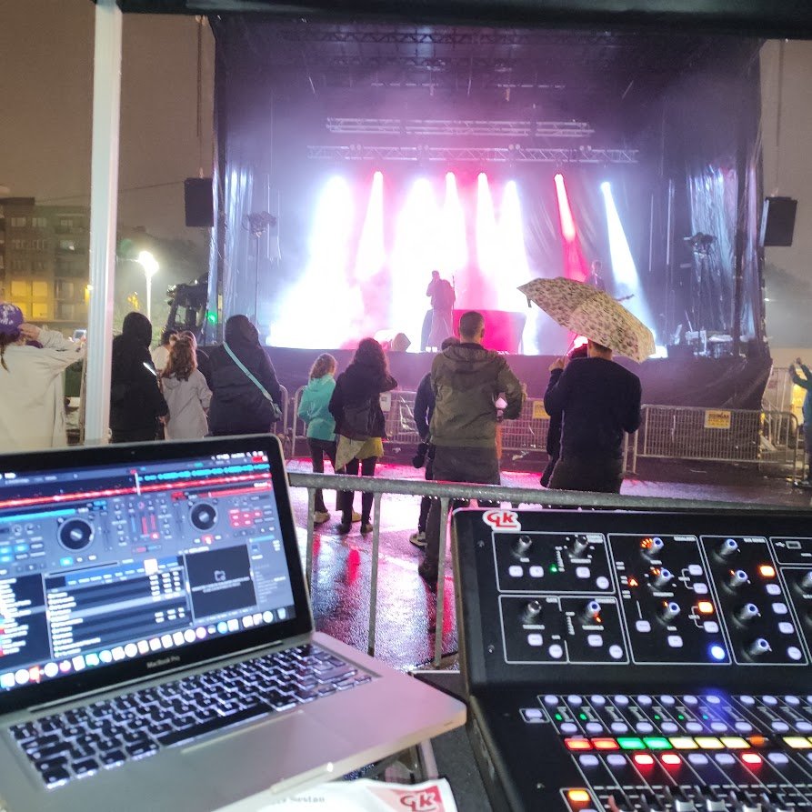 Alquiler equipo de sonido profesional – Bizkaia/Araba de segunda mano · Foto 3 de 4 · Bizkaia