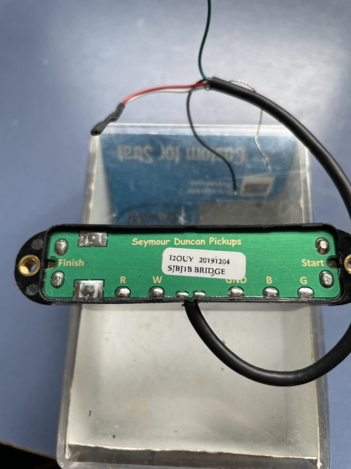 🎸Cambio pastilla seymour Duncan jb también vendo 65 euros