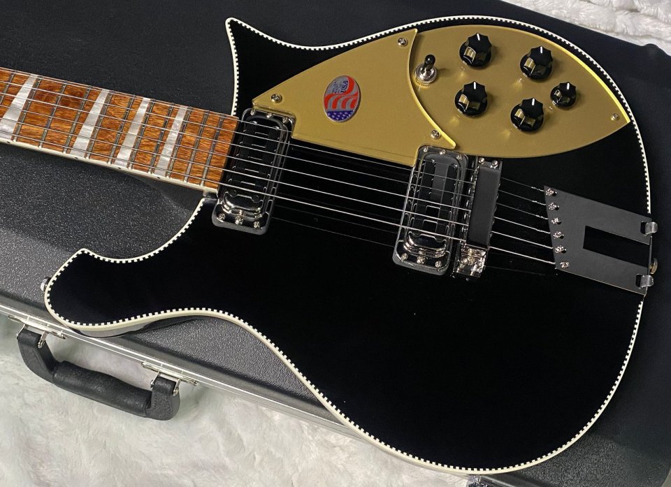 Rickenbacker 660 Jetglo 2026. Nueva aun sin estrenar de segunda mano · Foto 4 de 6 · Madrid · 2950 €