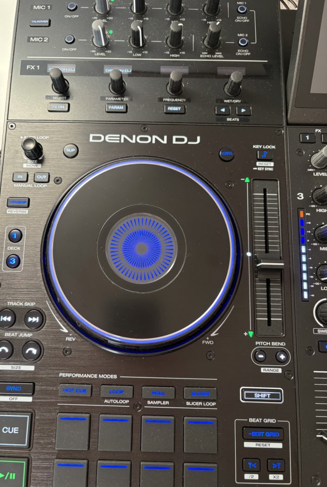 Controladora Denon DJ 4 Plus. Estado como nuevo