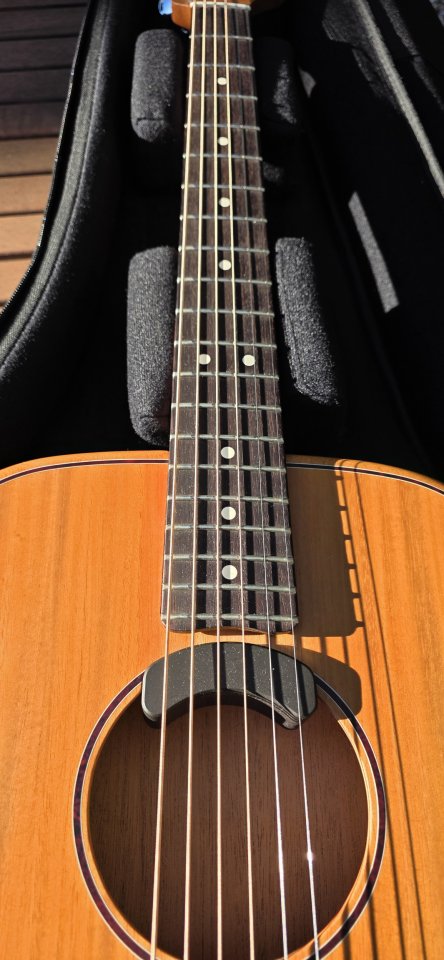 Fender Highway Dreadnought All-Mahogany Guitarra Acústica